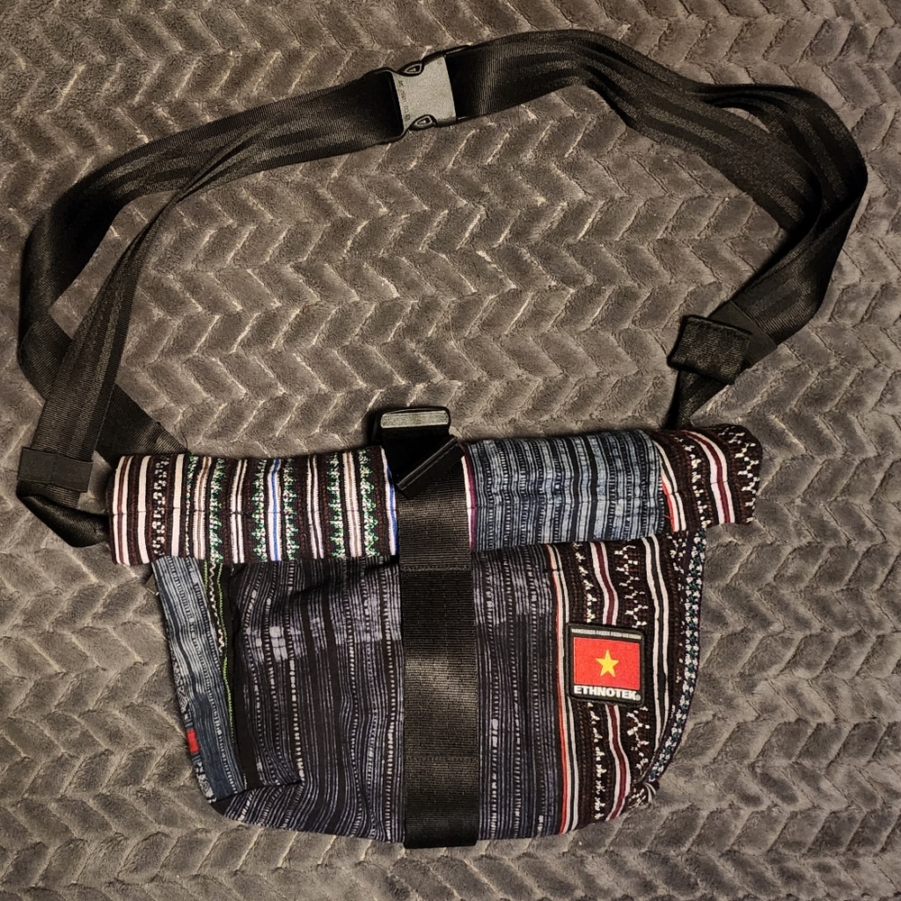 Ethnotek Cyclo Sling Cross Body Bag - Vietnam 5 Print